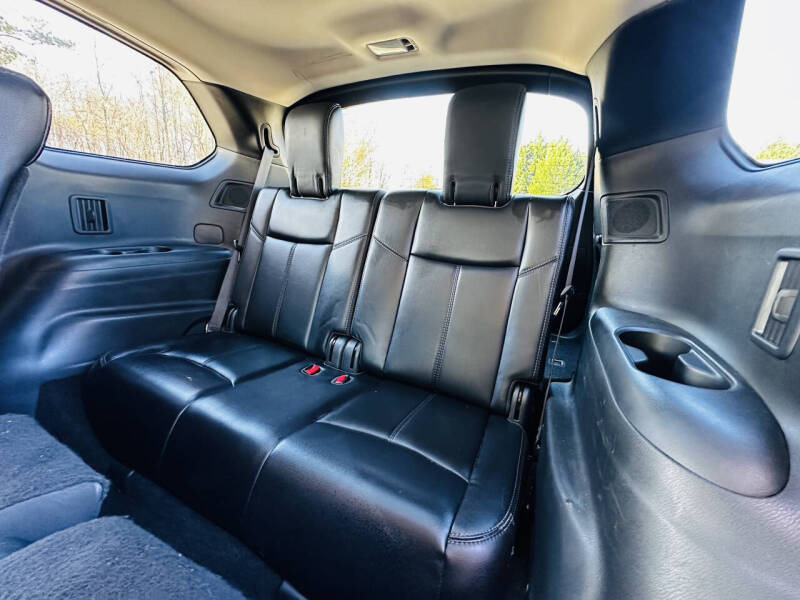 2018 Nissan Pathfinder SL