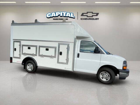 2025 Chevrolet Express 3500