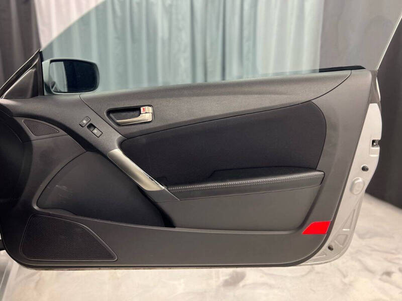 2015 Hyundai Genesis Coupe 3.8