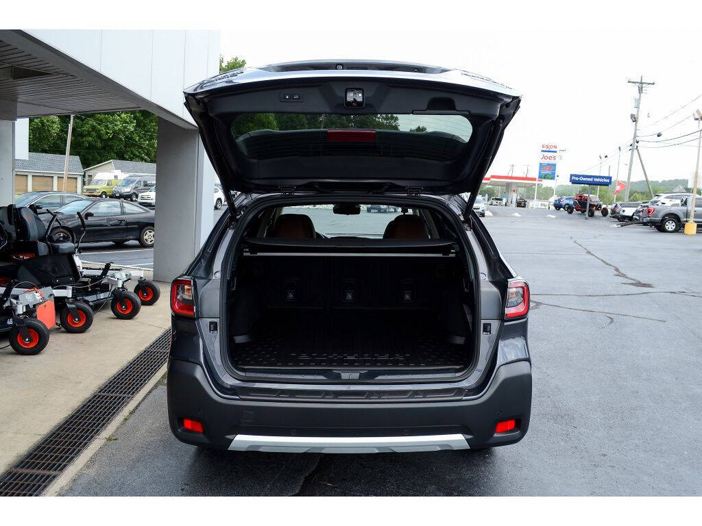 2024 Subaru Outback for sale at EARL DUFF PRE-OWNED CENTER in Harriman, TN