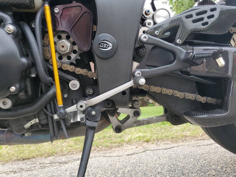 2006 Yamaha YZF-R1M