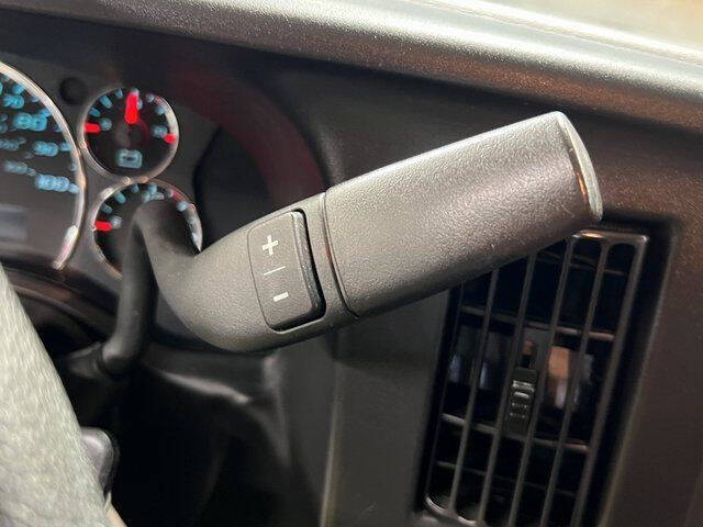 2023 Chevrolet Express 2500