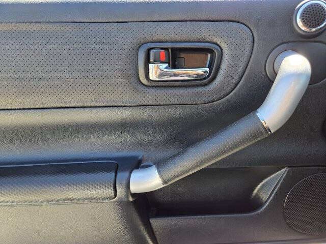 2003 Toyota MR2 Spyder