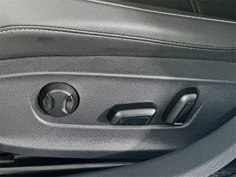 2022 Volkswagen Passat SE