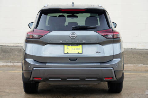 2024 Nissan Rogue SL