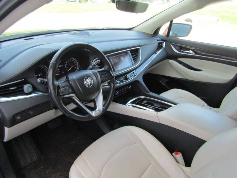 2024 Buick Enclave Essence