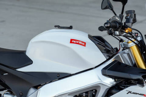2015 Aprilia Tuono V4