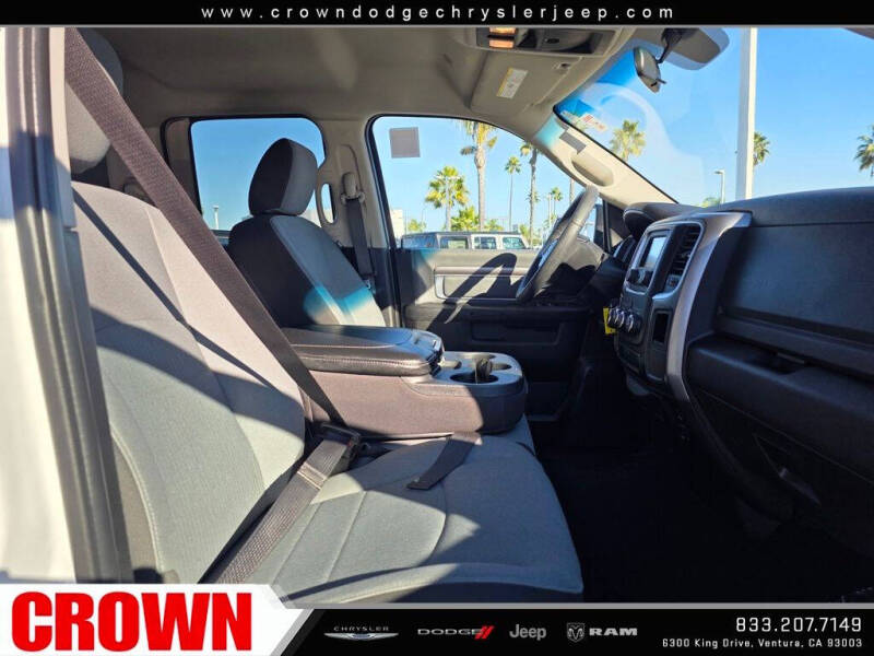 2024 RAM 1500 Classic SLT