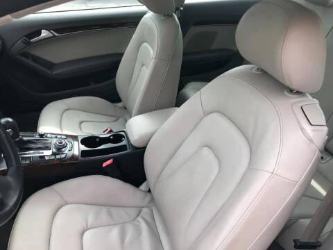 2010 Audi A5 2.0T quattro Premium Plus