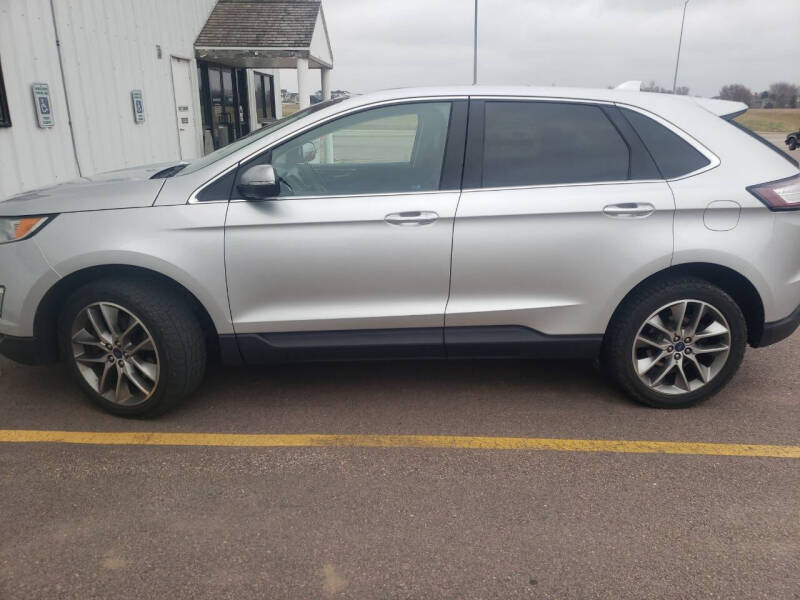 2017 Ford Edge Titanium