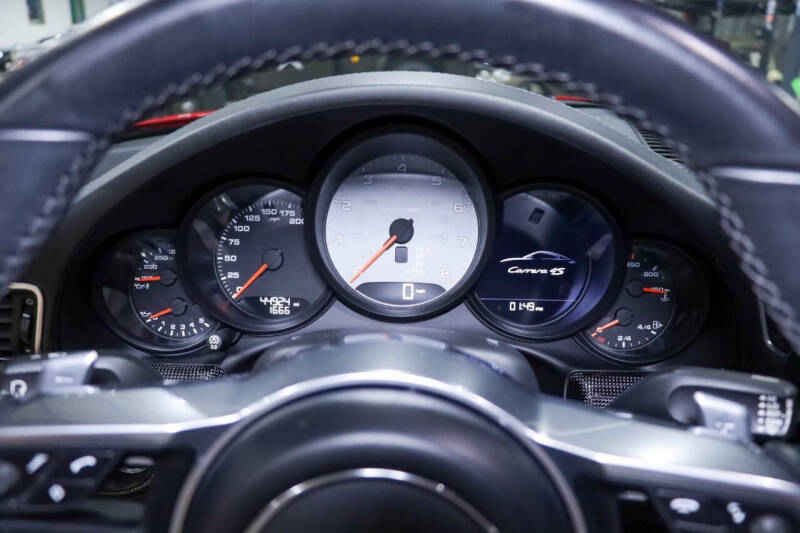 2018 Porsche 911 Carrera 4S