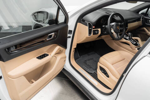 2023 Porsche Cayenne