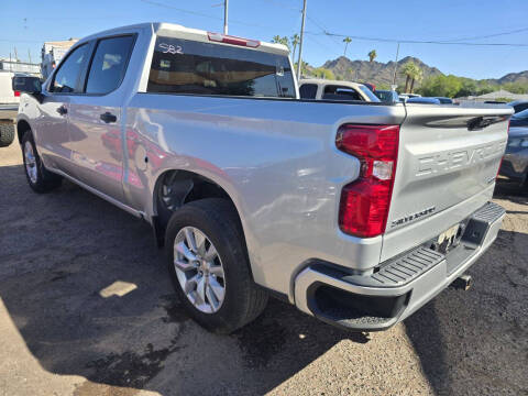 2022 Chevrolet Silverado 1500 Custom