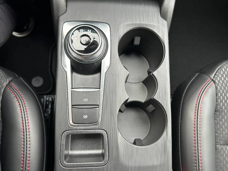 2026 Ford Escape ST-Line Select