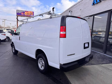 2021 Chevrolet Express 2500