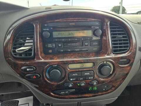 2003 Toyota Sequoia SR5