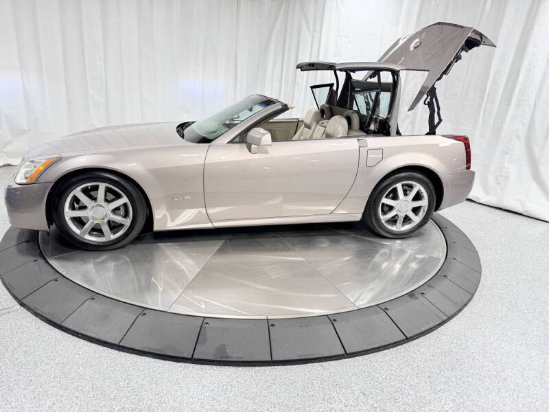 2005 Cadillac XLR