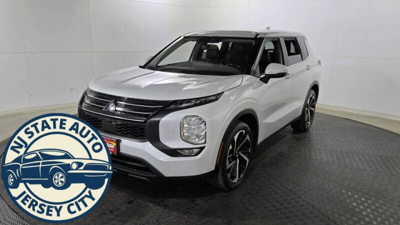 2022 Mitsubishi Outlander SE Launch Edition