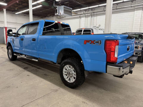 2017 Ford F-350 Super Duty XLT