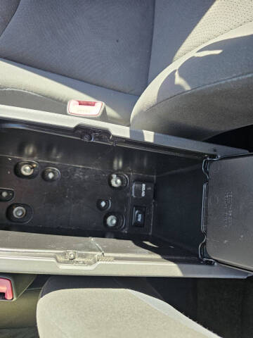 2011 Toyota Prius Two