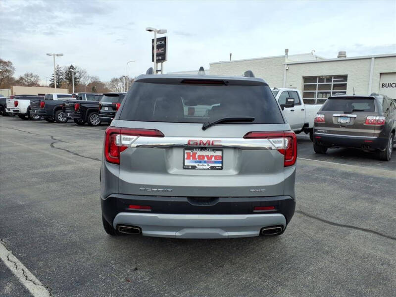 2023 GMC Acadia SLT