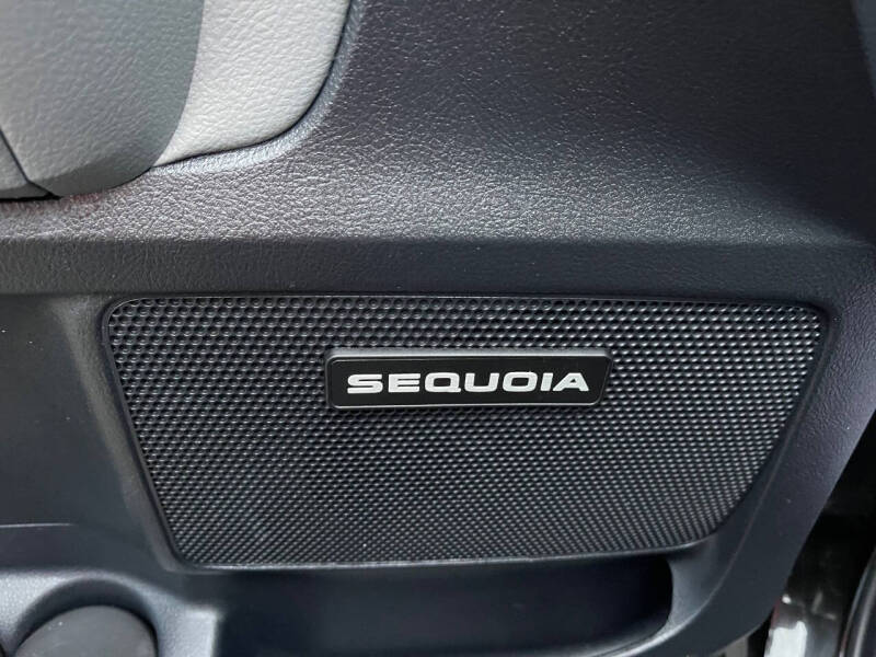 2015 Toyota Sequoia Limited