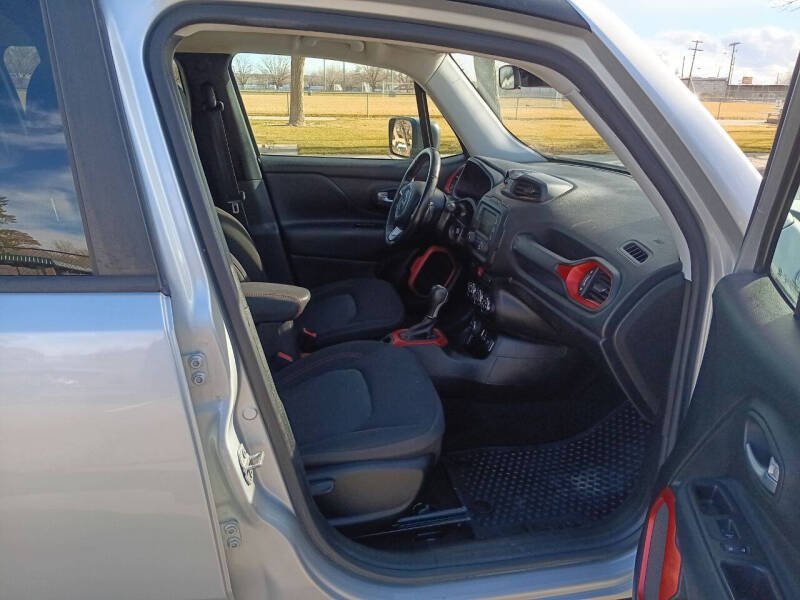 2017 Jeep Renegade Trailhawk