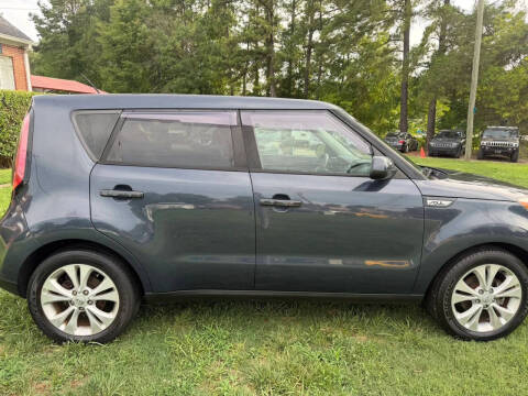 2016 Kia Soul +