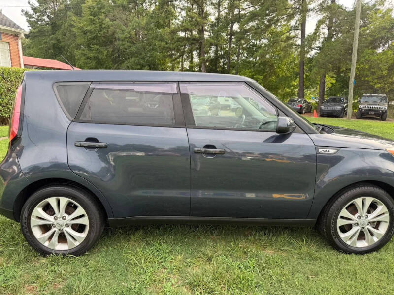 2016 Kia Soul +