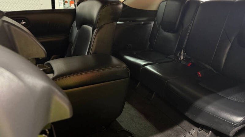 2017 Infiniti QX80