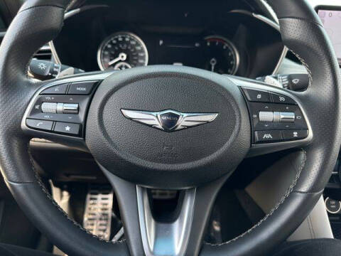 2023 Genesis G70