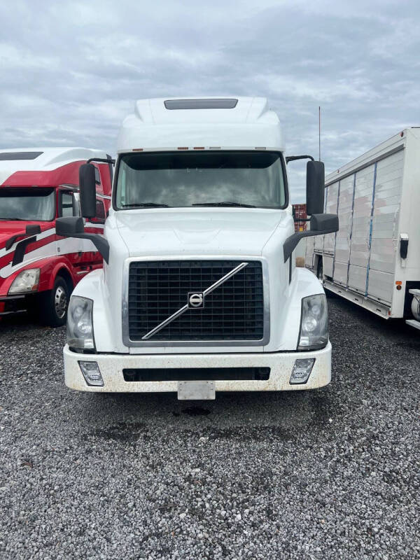 2015 Volvo VNL 670