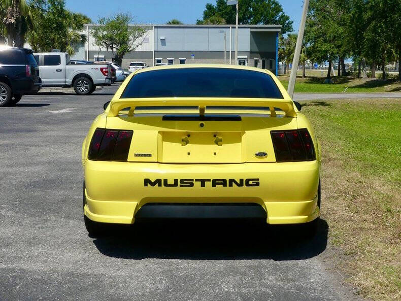 2001 Ford Mustang