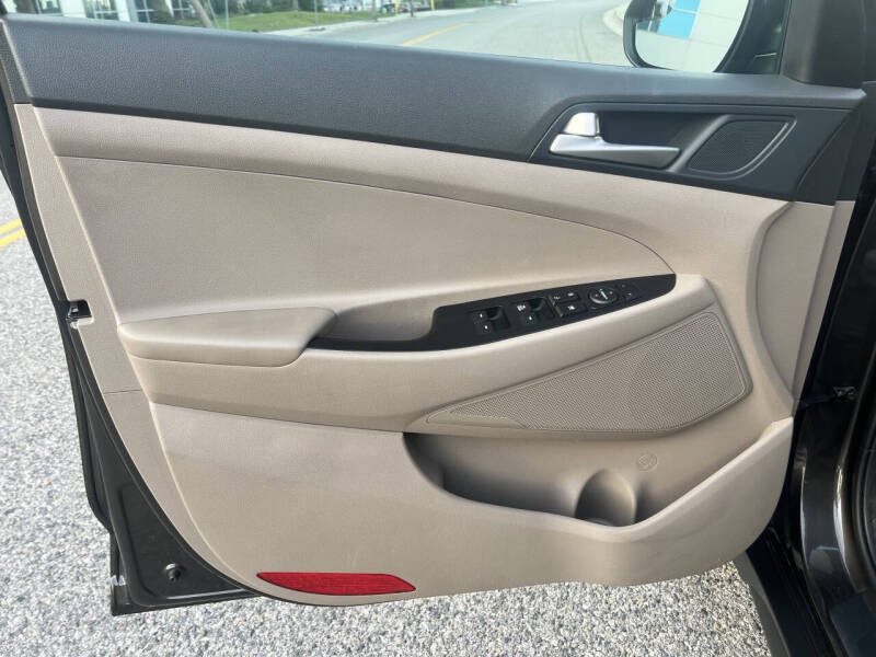 2020 Hyundai Tucson SE