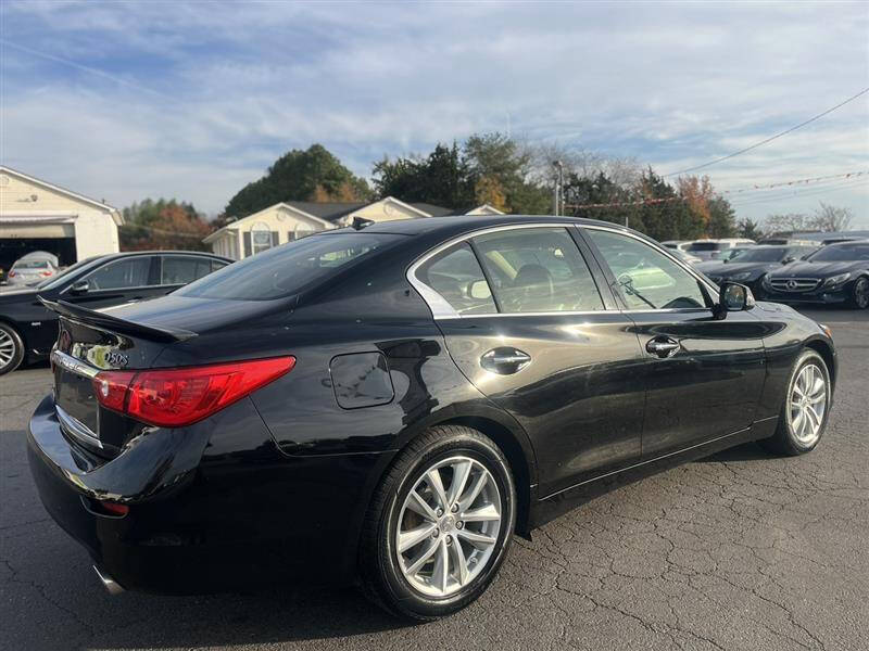 2017 Infiniti Q50 2.0T