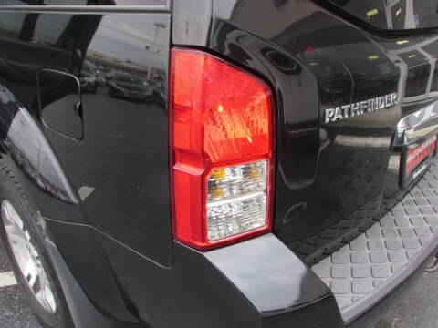 2012 Nissan Pathfinder Silver Edition