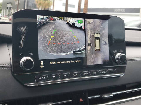 2025 Mitsubishi Outlander PHEV SEL