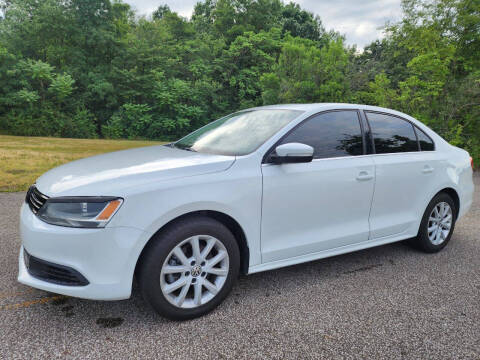 2014 Volkswagen Jetta for sale at Akron Auto Center in Akron OH