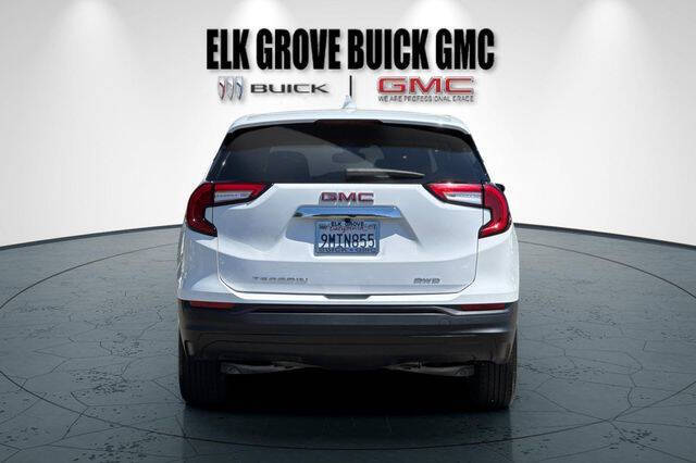 2024 GMC Terrain SLE