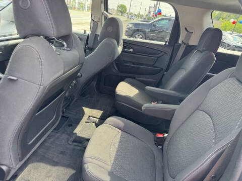2015 GMC Acadia SLE-2