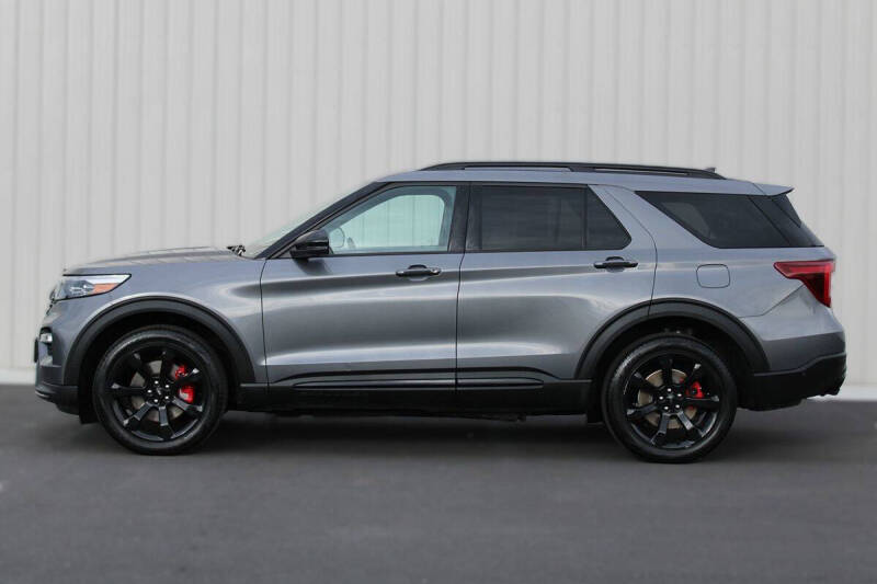2022 Ford Explorer ST
