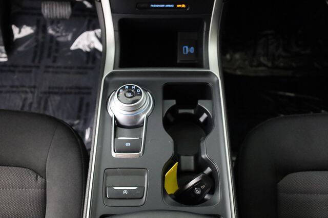 2022 Ford Edge SE