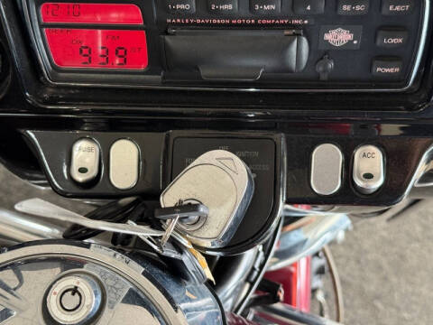 2002 Harley-Davidson FLHTCI