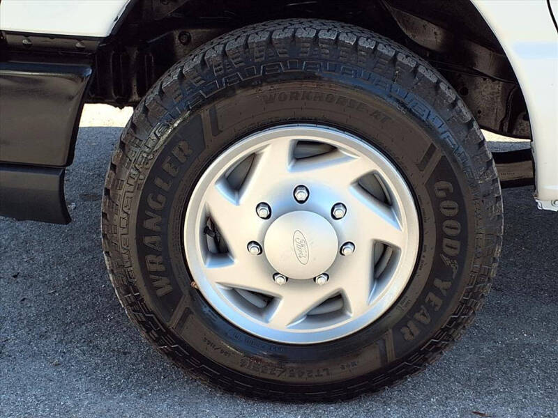 2013 Ford E-Series E-250