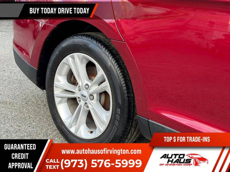 2014 Ford Taurus SEL