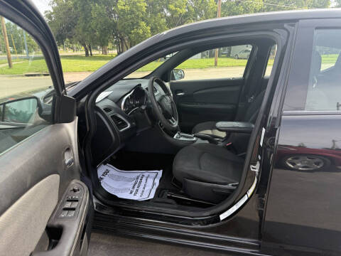 2013 Dodge Avenger SE