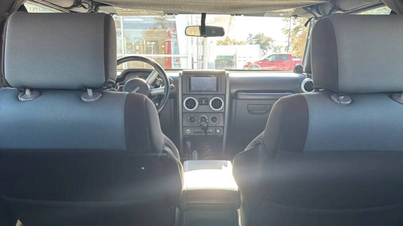 2010 Jeep Wrangler Sahara