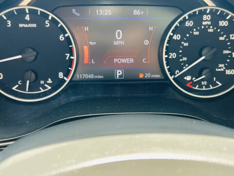 2017 Nissan Maxima Platinum