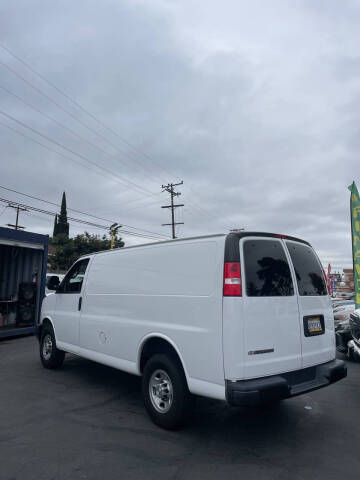 2020 Chevrolet Express 2500