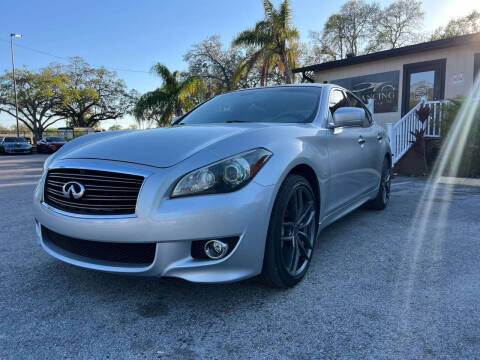 2014 Infiniti Q70 3.7